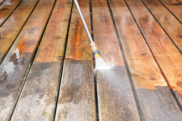 Fence Pressure Washing in Sanger, CA